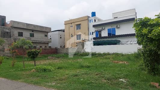 5 Marla Plot For Sale