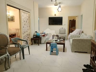 Investors Should Rent This Flat Located Ideally In Clifton