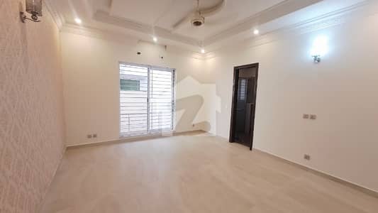 ELITE VILLAS HOUSING SOCIETY BEDIAN ROAD 3 MARLA UPPER PORTION FOR RENT