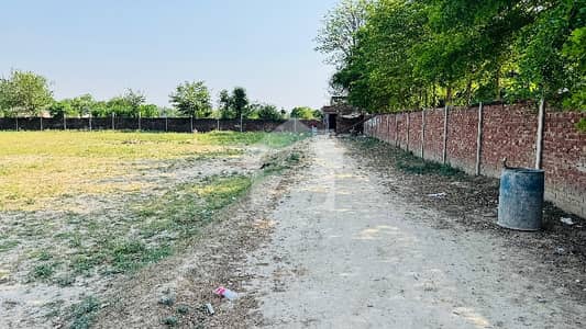 Bedian Road Lahore Moza thethar 6 Kanal Farm House Plot with Bondry Wall gate Prime Location Bedian Road Lahore Moza thethar 6 Kanal Farm House Plot with Bondry Wall gate Prime Location