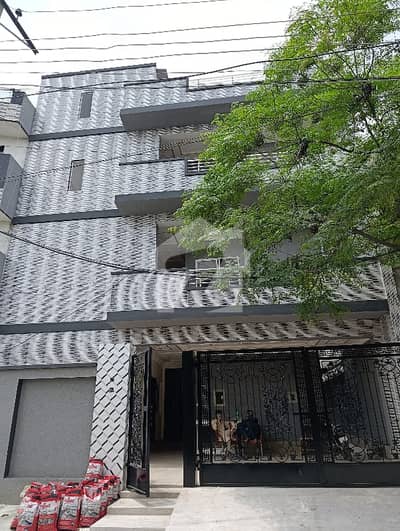 جوہر ٹاؤن لاہور میں 10 مرلہ عمارت 6.25 کروڑ میں برائے فروخت۔