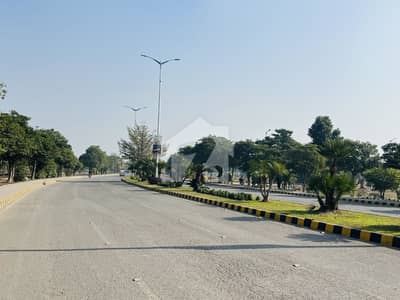 9 Marla Plot For Sale