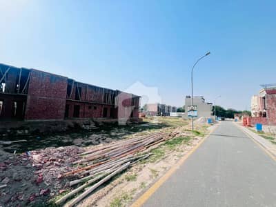 5.5 Marla Plot Available For Sale In Etihad Town Phase 1, Lahore