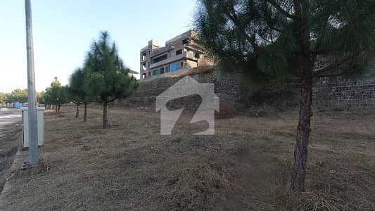 ڈی ایچ اے ڈیفینس فیز 3 ڈی ایچ اے ڈیفینس,اسلام آباد میں 5 مرلہ کمرشل پلاٹ 5.35 کروڑ میں برائے فروخت۔