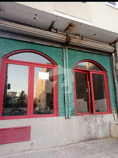 ڈی ایچ اے فیز 6 ڈی ایچ اے ڈیفینس,کراچی میں 3 مرلہ Studio دکان 2.5 لاکھ میں کرایہ پر دستیاب ہے۔
