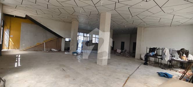 400 Yd Main Superhighway Commercial Shop For Rent Ideal For Restaurant & Food Chains