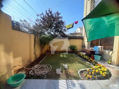 3 Bed Open Basement Available Portion For Rent On 1 Kanal