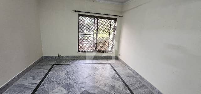 30x70 Upper Portion Available For Rent