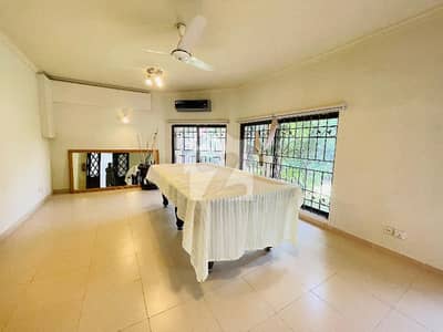 F-6 05 Bedroom Spacious House Available For Rent. F-6 05 Bedroom Spacious House Available For Rent.