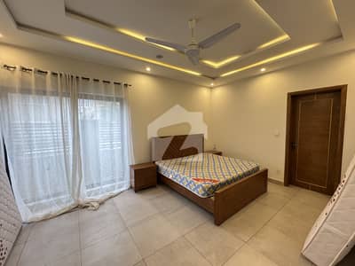ایف ۔ 6 اسلام آباد میں 5 کمروں کا 1 کنال مکان 9.0 لاکھ میں کرایہ پر دستیاب ہے۔