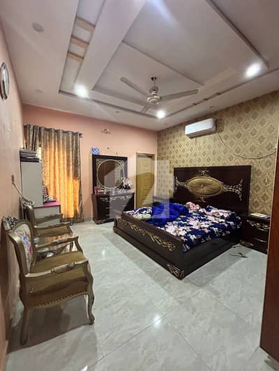 7.5 Marla Luxury House for Sale in Johar Town Near to Allah ho Chowk Hot Location
