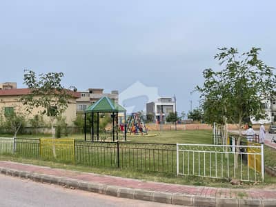بحریہ انکلیو - سیکٹر آئی بحریہ انکلیو,بحریہ ٹاؤن,اسلام آباد میں 5 مرلہ رہائشی پلاٹ 82.0 لاکھ میں برائے فروخت۔ بحریہ انکلیو - سیکٹر آئی بحریہ انکلیو,بحریہ ٹاؤن,اسلام آباد میں 5 مرلہ رہائشی پلاٹ 82.0 لاکھ میں برائے فروخت۔
