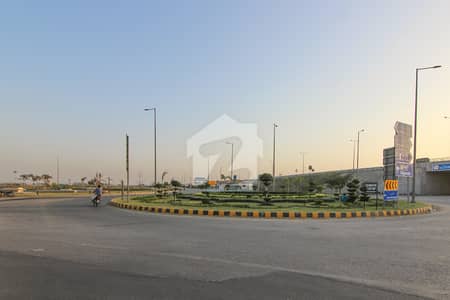 ڈی ایچ اے فیز9 پریزم - بلاک کیو ڈی ایچ اے فیز9 پریزم,ڈی ایچ اے ڈیفینس,لاہور میں 1 کنال رہائشی پلاٹ 2.85 کروڑ میں برائے فروخت۔