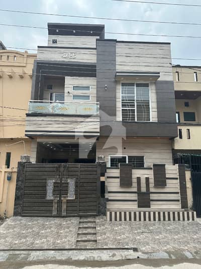 5 Marla Brand New Luxury House for Sale in Johar Town Phase 2 Near to Emporium Mall Hot Location