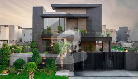 ڈی ایچ اے فیز 6 ڈیفنس (ڈی ایچ اے),لاہور میں 5 کمروں کا 1 کنال مکان 8.95 کروڑ میں برائے فروخت۔