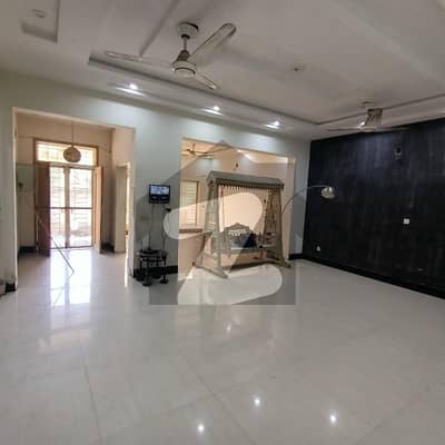 AHMED ASSOCIATES OFFERS 12 MARLA INDEPENDENT LOWER PORTION FOR RENT IN ARCHITECT ENGEERING HOUSING SOCIETY NEAR TO SHUKAT KHANUM HOSPITAL LAHORE.