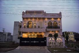 A Well Designed House Is Up For sale In An Ideal Location In LDA Avenue
