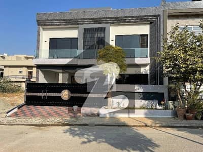 A Block Beautiful Mansion For Sale