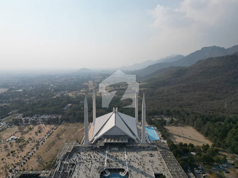 جی ۔ 13 اسلام آباد میں 14 مرلہ رہائشی پلاٹ 6.4 کروڑ میں برائے فروخت۔ جی ۔ 13 اسلام آباد میں 14 مرلہ رہائشی پلاٹ 6.4 کروڑ میں برائے فروخت۔