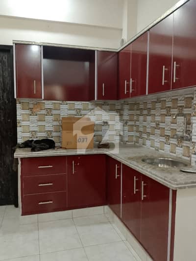 3th floor new Flat Available For Sale in north Karachi sector 5A4 (commercial project)