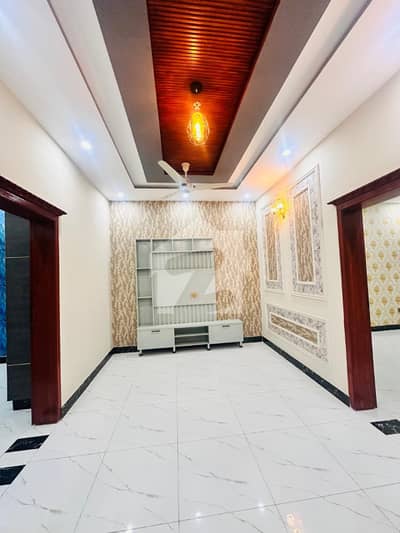 4 MARLA UPPER PORTION FOR RENT IN MILITARY ACCOUNT MAIN COLLEGE ROAD LHR
