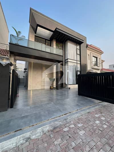 10.77 Marla Double-Heighted Modern house for sale hot location bahria 10.77 Marla Double-Heighted Modern house for sale hot location bahria