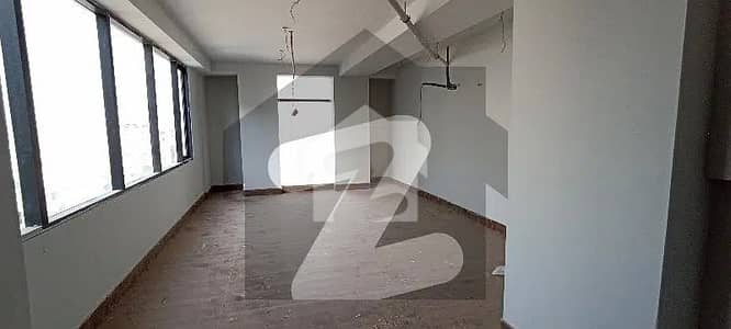 Ideal 400 Square Feet Ready Office Available For Rent On Jaranwala Road Faisalabad