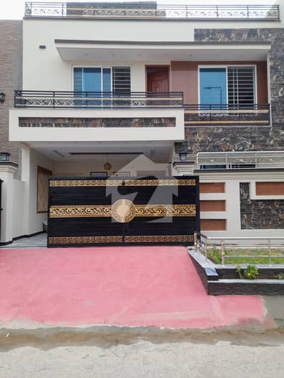 8 Marla Like New House For Sale G13 Islamabad