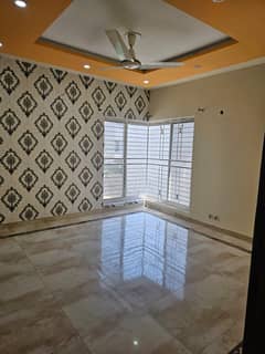10 MARLA UPPER PORTION AVAILABLE FOR RENT IN BAHRIA TOWN LAHORE-JANIPER BLOCK