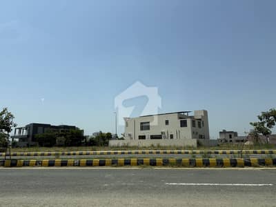 ڈی ایچ اے فیز 8 - بلاک وی فیز 8,ڈیفنس (ڈی ایچ اے),لاہور میں 1 کنال رہائشی پلاٹ 5.15 کروڑ میں برائے فروخت۔ ڈی ایچ اے فیز 8 - بلاک وی فیز 8,ڈیفنس (ڈی ایچ اے),لاہور میں 1 کنال رہائشی پلاٹ 5.15 کروڑ میں برائے فروخت۔