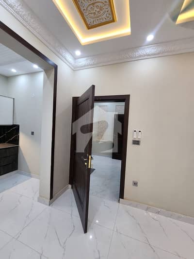 3 MARLA BRAND NEW DOUBLE STOREY HOUSE FOR RENT IN UNION GREEN MAIN COLLEGE ROAD LHR