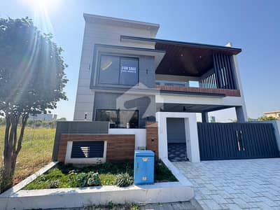 ٹاپ سٹی 1 - بلاک اے ٹاپ سٹی 1,اسلام آباد میں 5 کمروں کا 10 مرلہ مکان 4.25 کروڑ میں برائے فروخت۔ ٹاپ سٹی 1 - بلاک اے ٹاپ سٹی 1,اسلام آباد میں 5 کمروں کا 10 مرلہ مکان 4.25 کروڑ میں برائے فروخت۔