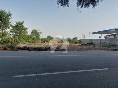 جاتی عمرہ روڈ لاہور میں 5 کنال کمرشل پلاٹ 12.5 کروڑ میں برائے فروخت۔