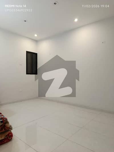 4 Bed DD Flat Available For Sale With Roof