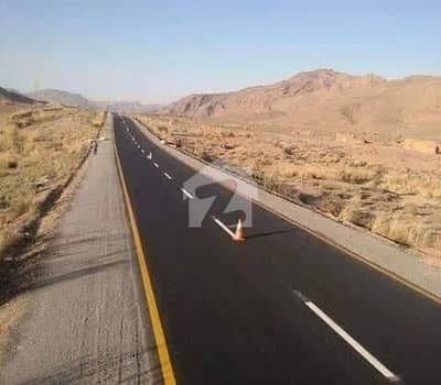 گوادر انڈسٹریل اسٹیٹ گوادر میں 8 کنال صنعتی زمین 17.0 لاکھ میں برائے فروخت۔