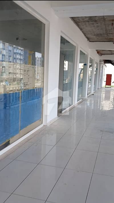ٹاپ سٹی ۱ راولپنڈی میں 5 مرلہ Studio دفتر 2.92 کروڑ میں برائے فروخت۔