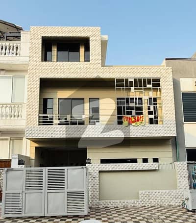 4 Marla Brand New House For Sale