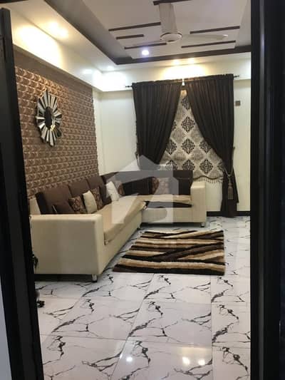 Prime Location Flat Sized 950 Square Feet Is Available For sale In Garden East