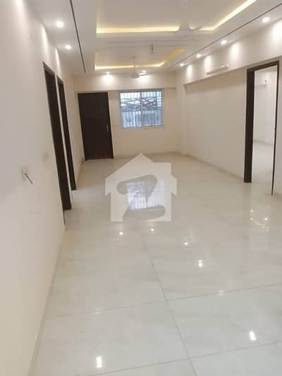 Prime Location 2000 Square Feet Flat For sale In Garden West Garden West