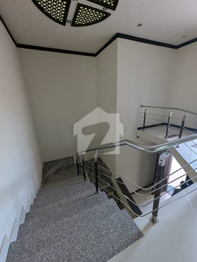 500 Yard Bungalow Available For Rent in Phase 6