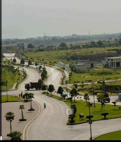 10 MARLA PLOT ON IDEAL LOCATION NEAREST TO WINTER LAND AVAILABLE FOR SALE IN BAHRIA TOWN 10 MARLA PLOT ON IDEAL LOCATION NEAREST TO WINTER LAND AVAILABLE FOR SALE IN BAHRIA TOWN