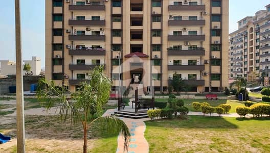 Flat Sized 10 Marla In Askari 10