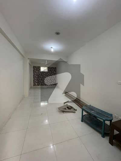 E11 300 Sqft Shop Available For Rent