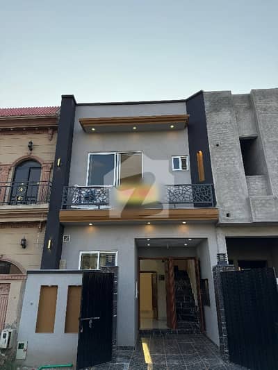 3 MARLA BRAND NEW HOUSE FOR RENT 3 MARLA BRAND NEW HOUSE FOR RENT