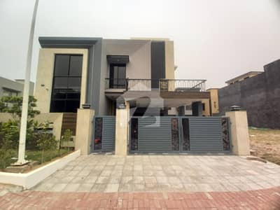 10 MARLA DESIGNER MAZZNINE FLOOR HOUSE FOR SALE