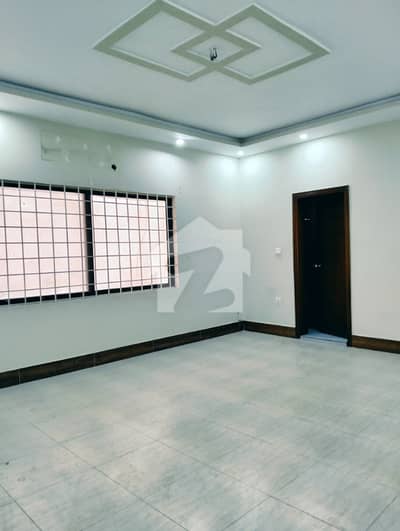 Commercial Nuyat 450sq Big Road Corner One Unit Style 15 Kv Solar System Instal