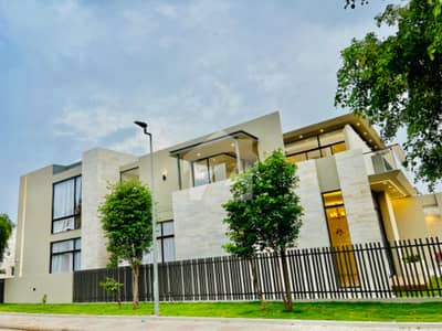 Modern Design House Near To Central Park For Sale Modern Design House Near To Central Park For Sale