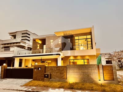 Attractive 20 Marla Designer House For Sale