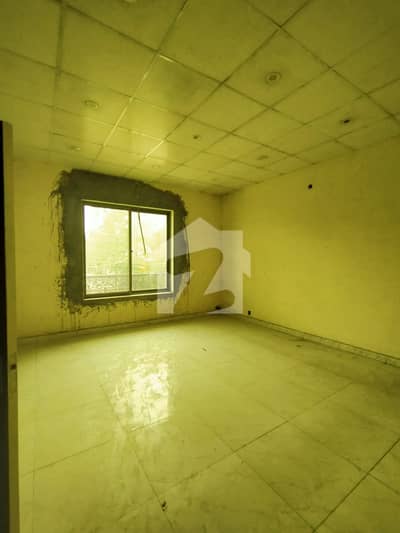 گلبرگ لاہور میں 1 کنال Studio مکان 16.0 کروڑ میں برائے فروخت۔