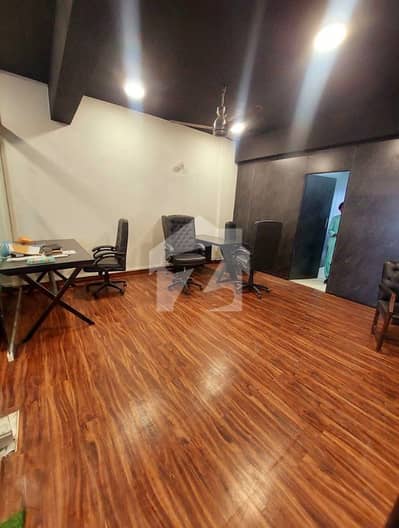 Silent Commercial Portion For Rent 240sqyd